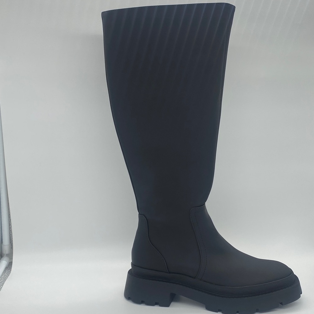 Bar 111 Twylap Black Knee-High Women's Boot